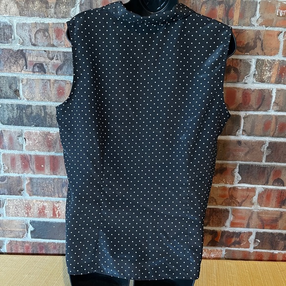 Notations Black And White Polka Doted Button Up sleeveless Top Women’s Size: L - Picture 2 of 5